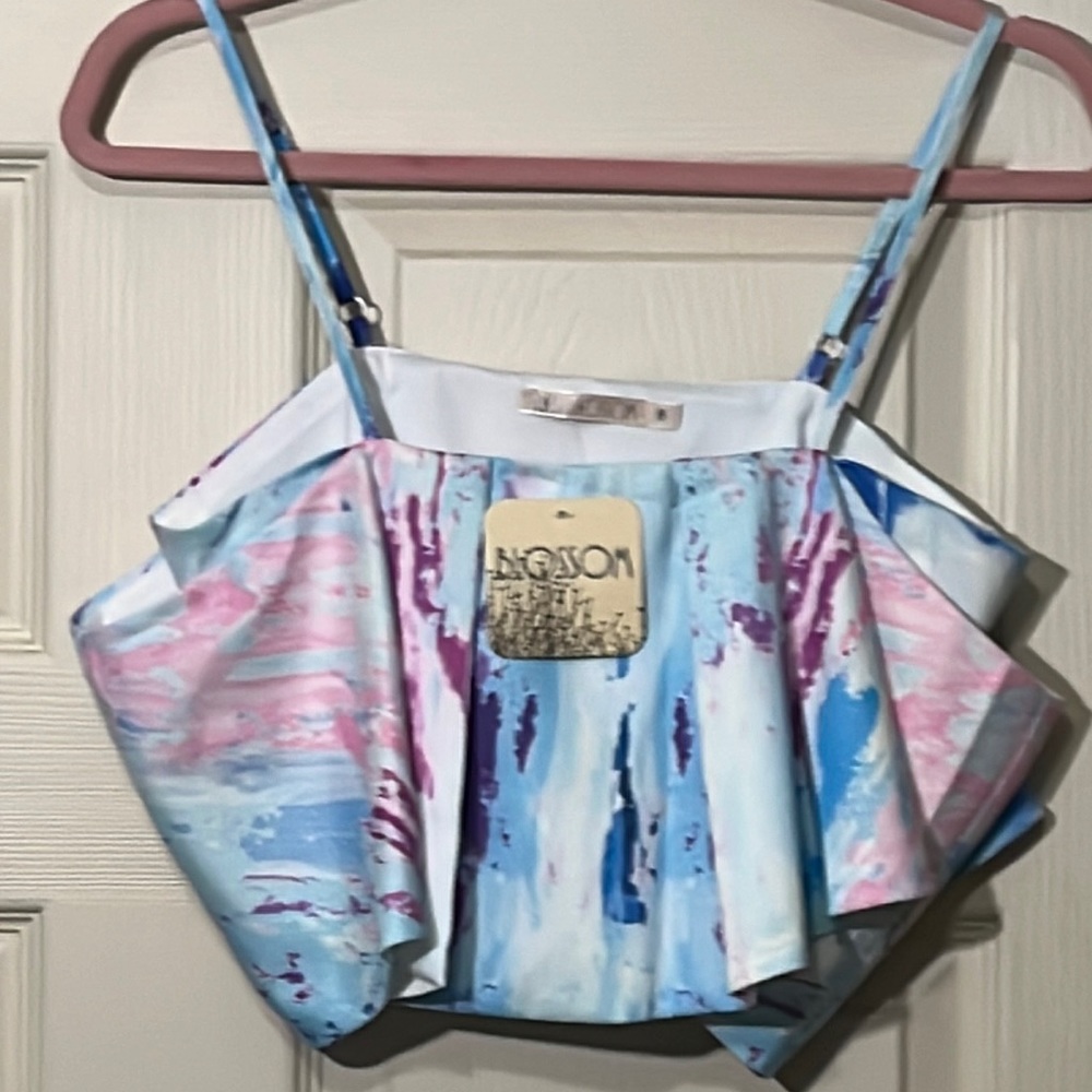 Blossom Pink/Blue Crop Top. Size-8. NWT.